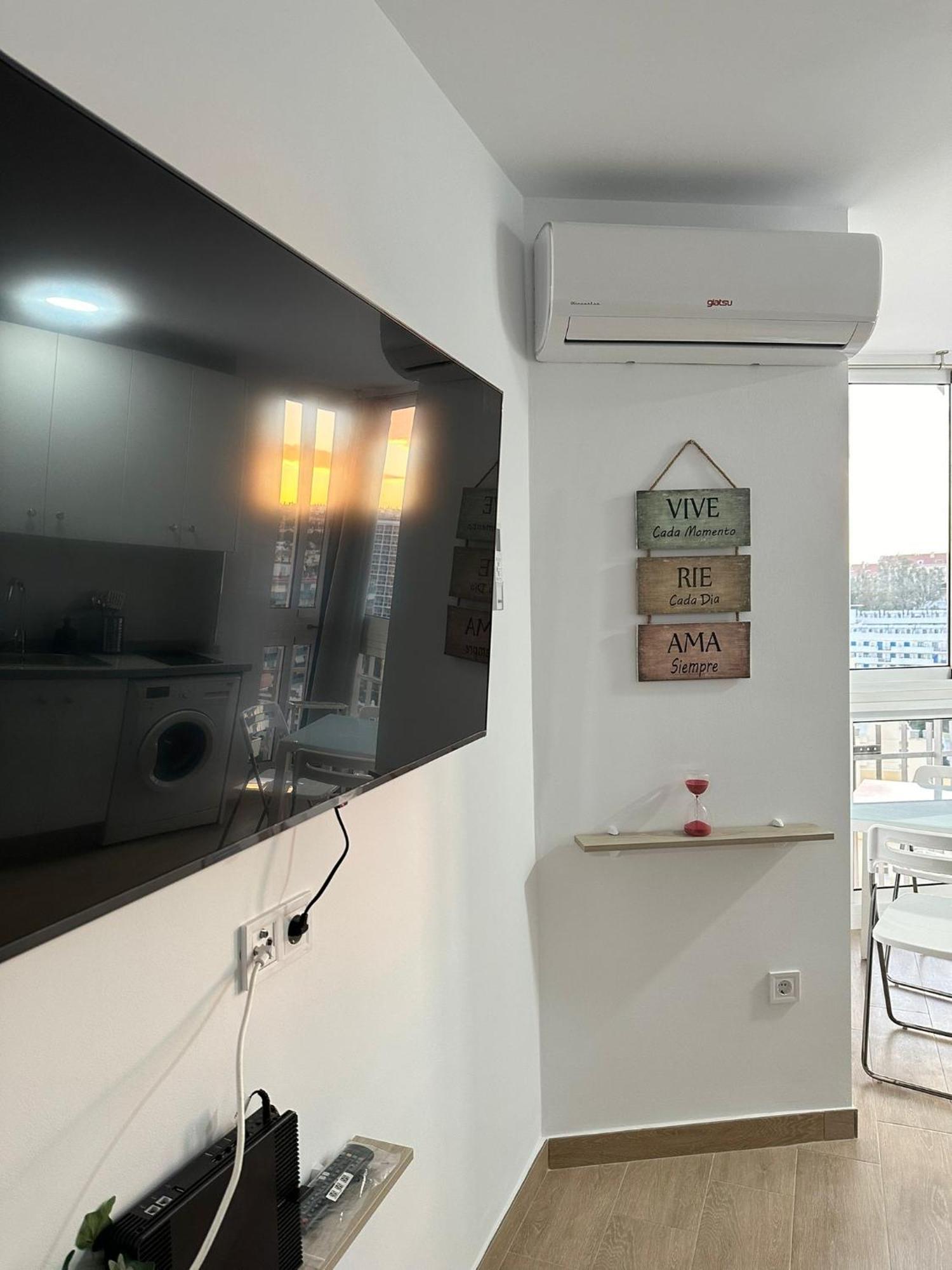 Estudio Ayni Benalmádena Exteriör bild